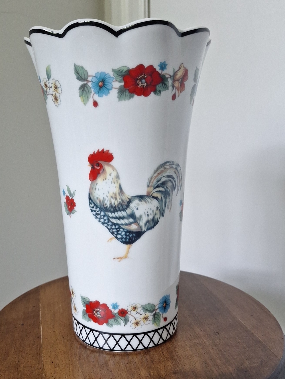 Vera Bradley Chicken and Flowers Vase NWOT